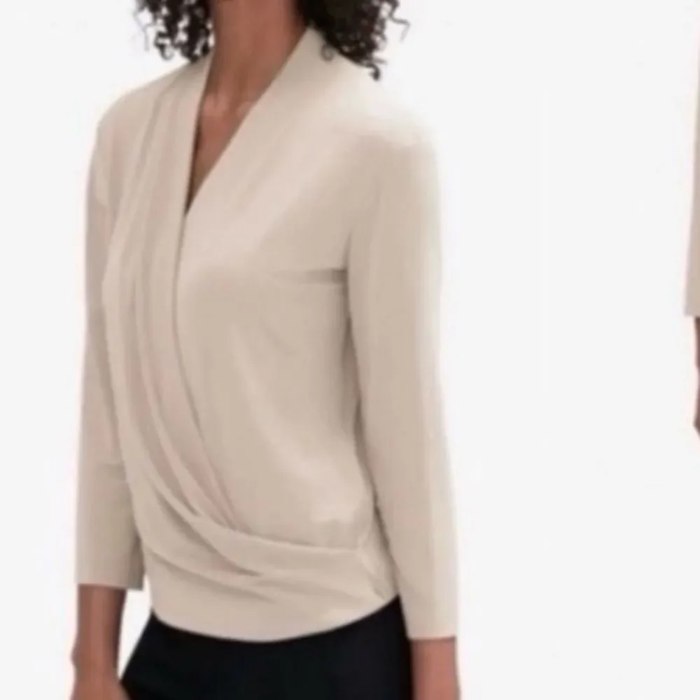 MM Lafleur faux wrap blouse in light beige size medium - Picture 1 of 7